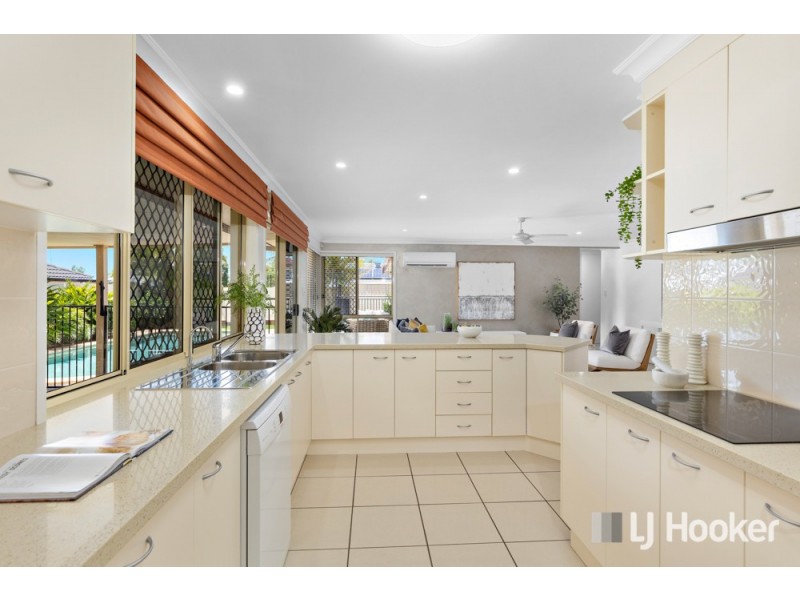 35 Trafalgar Vale Avenue, Wellington Point QLD 4160