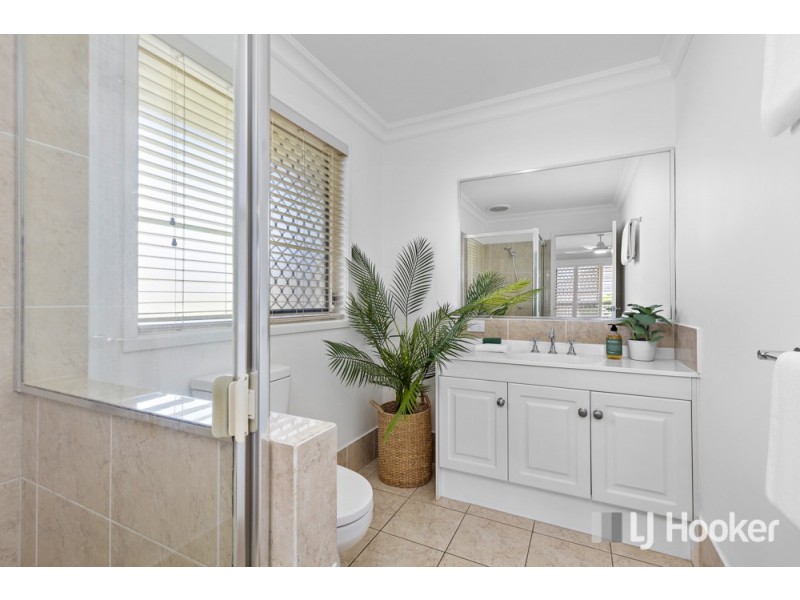 35 Trafalgar Vale Avenue, Wellington Point QLD 4160