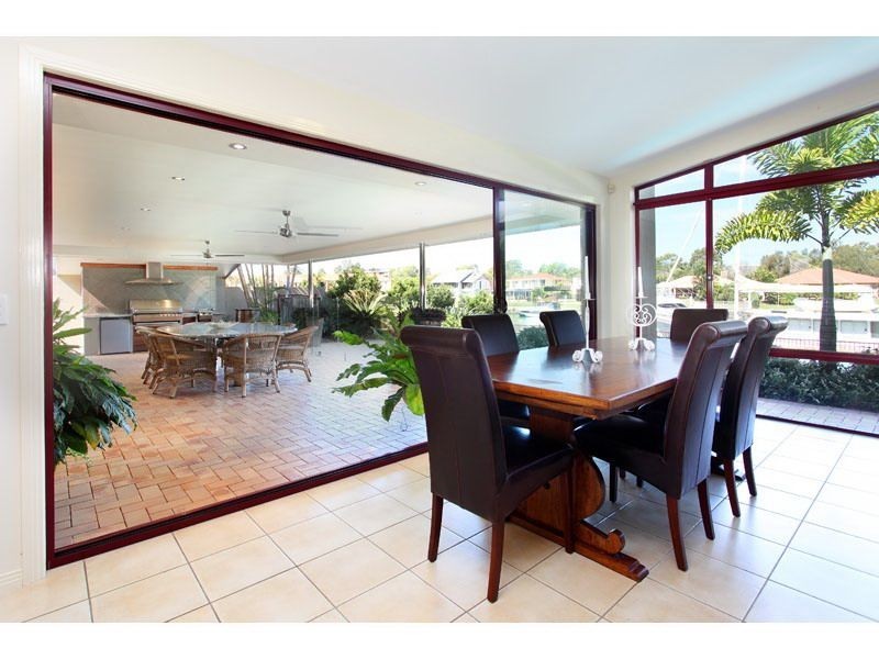 36 Cayman Crescent, Raby Bay QLD 4163