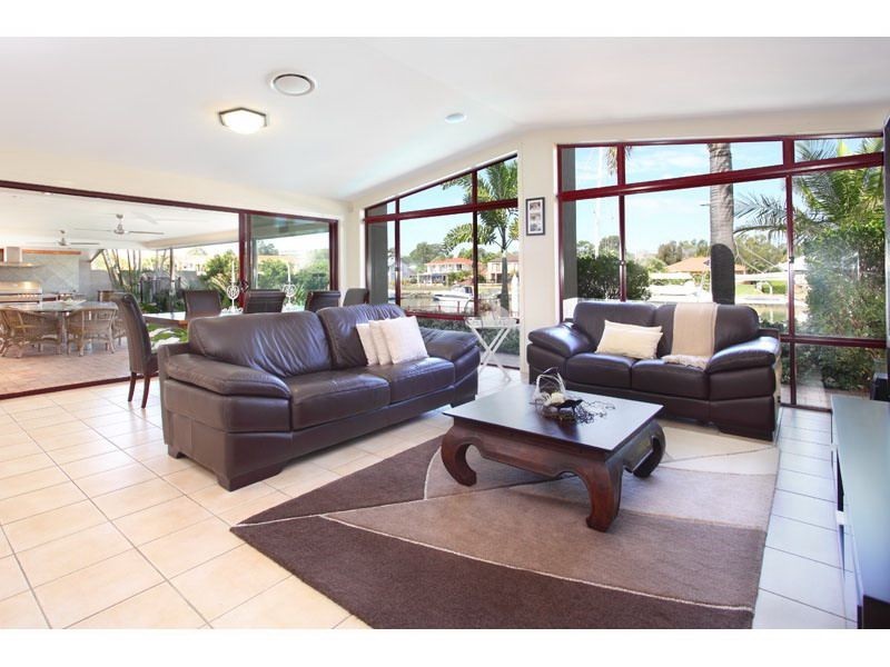 36 Cayman Crescent, Raby Bay QLD 4163