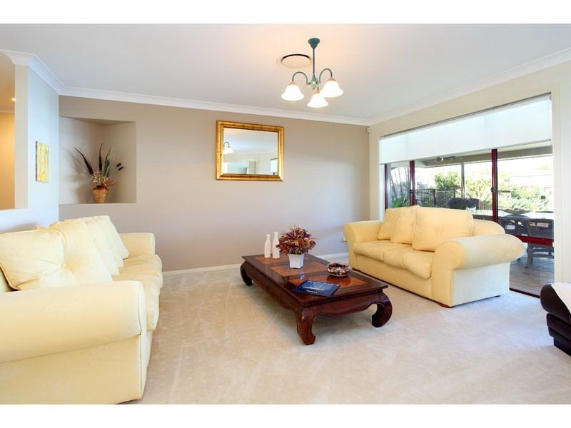 36 Cayman Crescent, Raby Bay QLD 4163