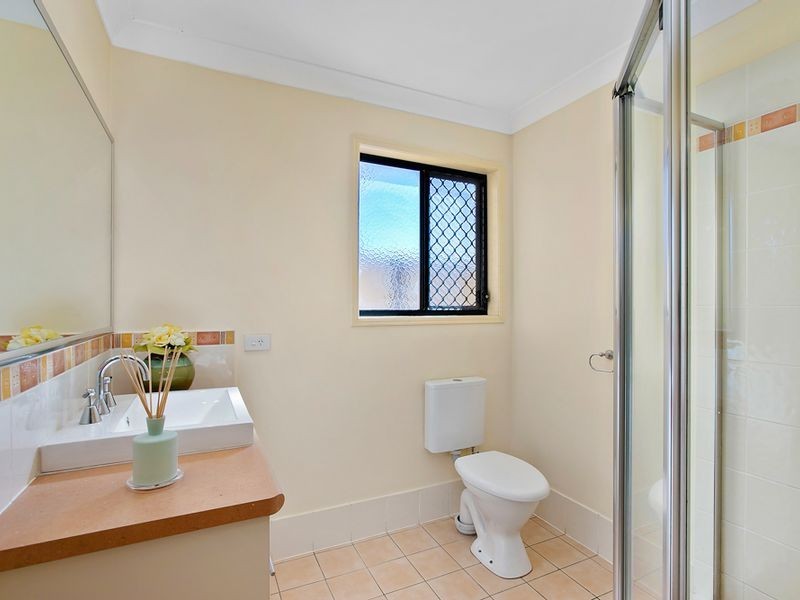 34 Torquay Road, Redland Bay QLD 4165