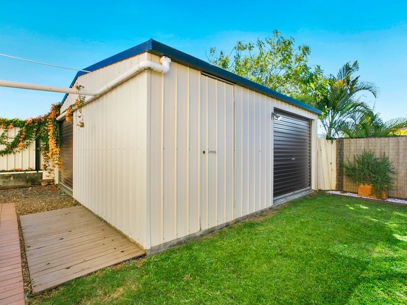 34 Torquay Road, Redland Bay QLD 4165