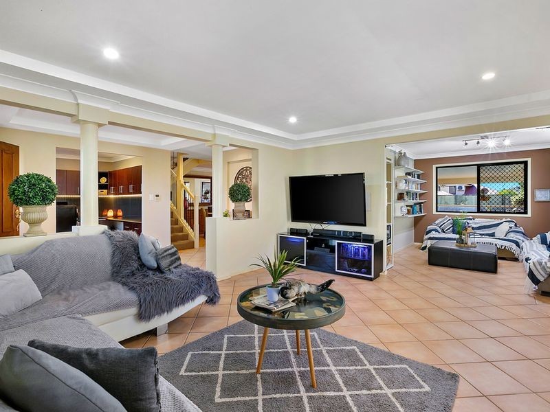 34 Torquay Road, Redland Bay QLD 4165