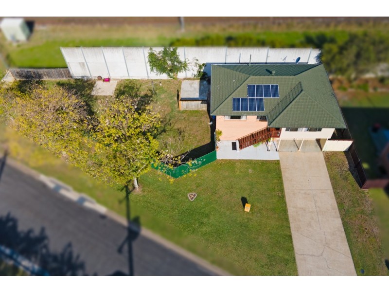 10 Clare Avenue, Wynnum West QLD 4178