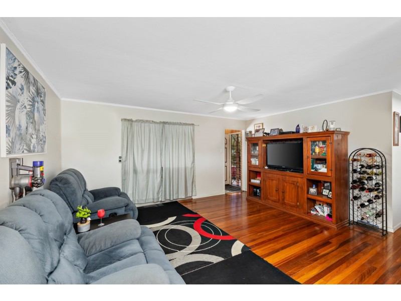 10 Clare Avenue, Wynnum West QLD 4178