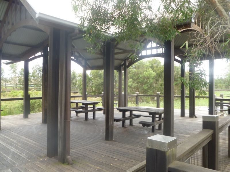 18 Valencia Springs Drive, Redland Bay QLD 4165