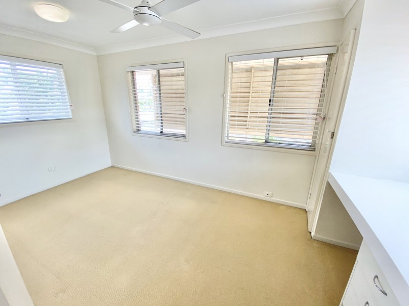 3 Macadamia Street, Victoria Point QLD 4165