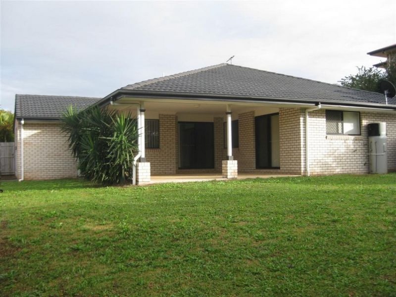 11 Lindeman Place, Redland Bay QLD 4165