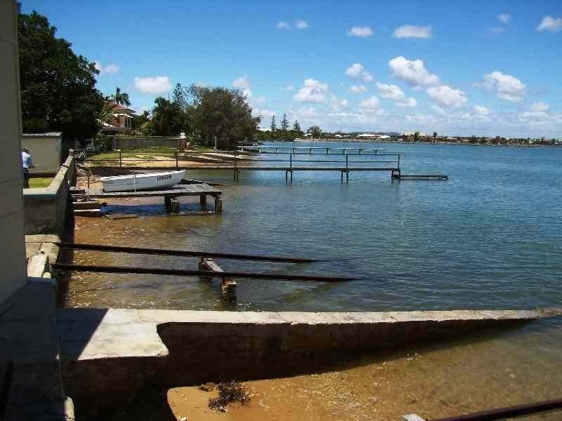 224 Shore Street North, Cleveland QLD 4163