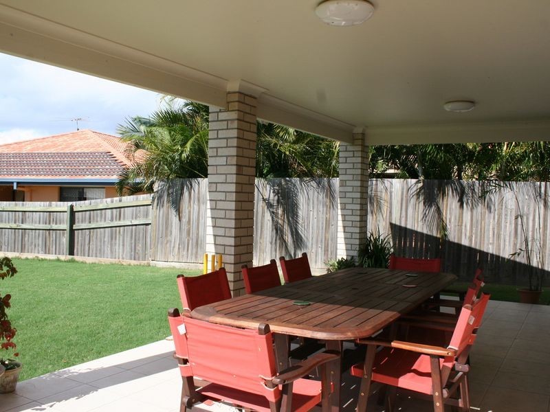 3 Cobby Court, Redland Bay QLD 4165