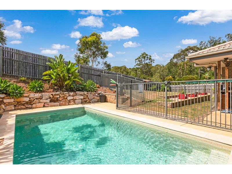 102 Brookvale Drive, Victoria Point QLD 4165