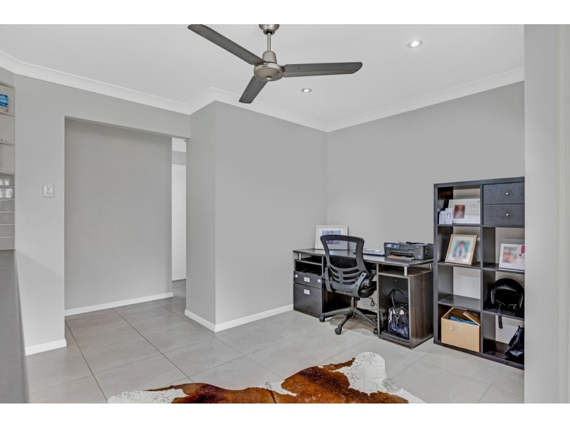 102 Brookvale Drive, Victoria Point QLD 4165