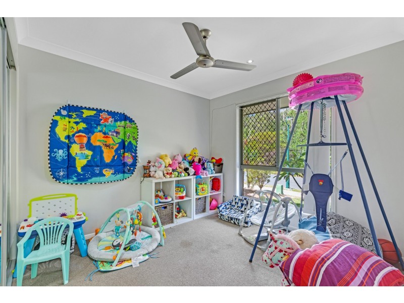 102 Brookvale Drive, Victoria Point QLD 4165