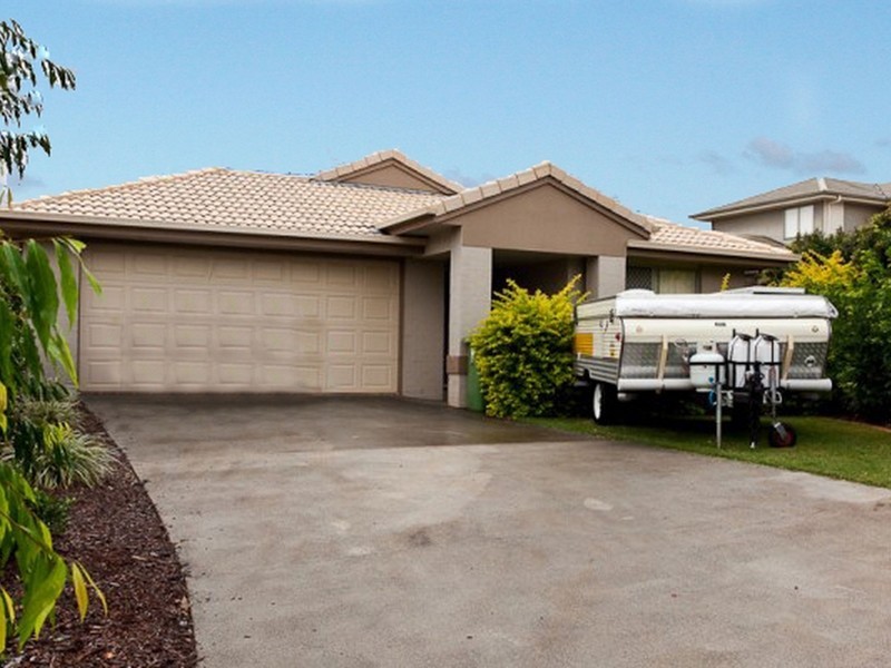 14 Whitsunday Place, Redland Bay QLD 4165