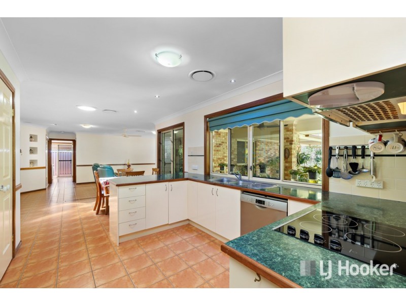 18 Wisteria Street, Ormiston QLD 4160