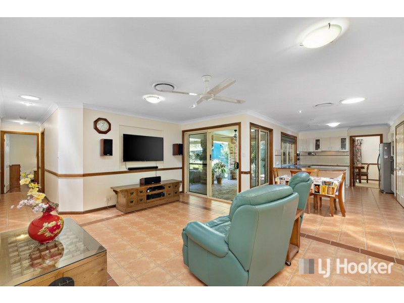 18 Wisteria Street, Ormiston QLD 4160