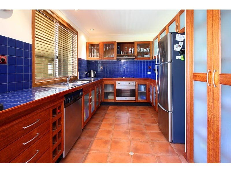 101 Island Street, Cleveland QLD 4163