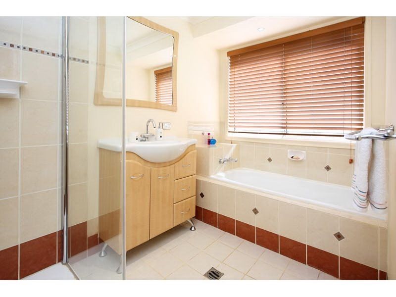 101 Island Street, Cleveland QLD 4163