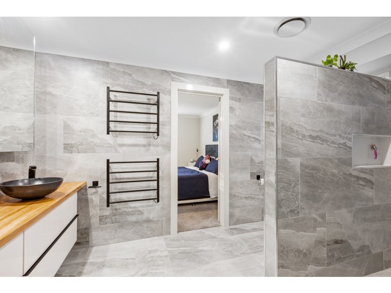 6 Karragarra Place, Thornlands QLD 4164