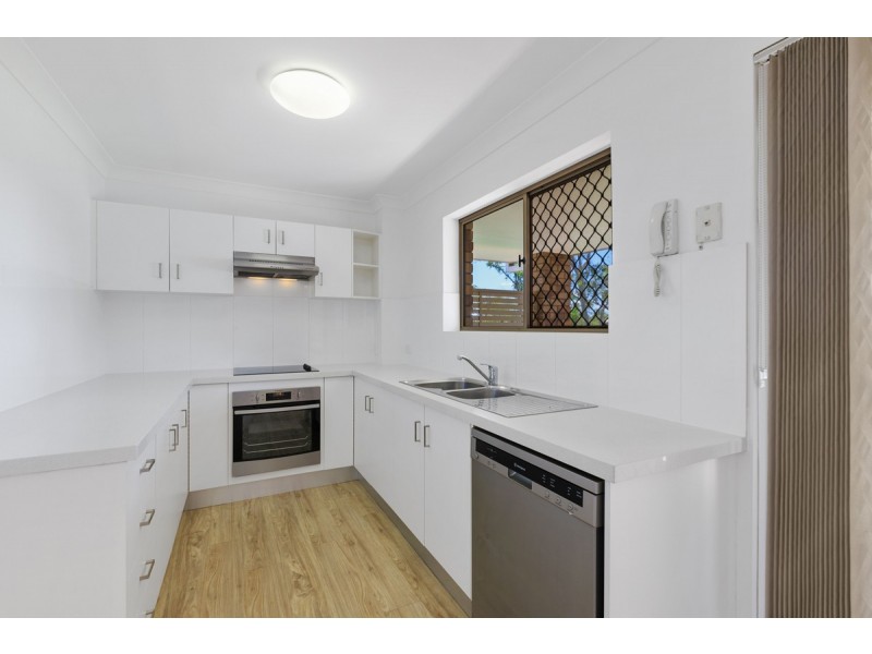 4/46 Robinson Street, Coorparoo QLD 4151