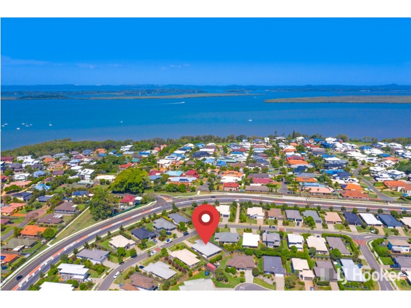 101 Bankswood Drive, Redland Bay QLD 4165