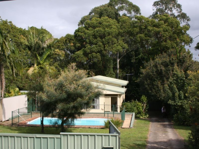329 Redland Bay Road, Capalaba QLD 4157