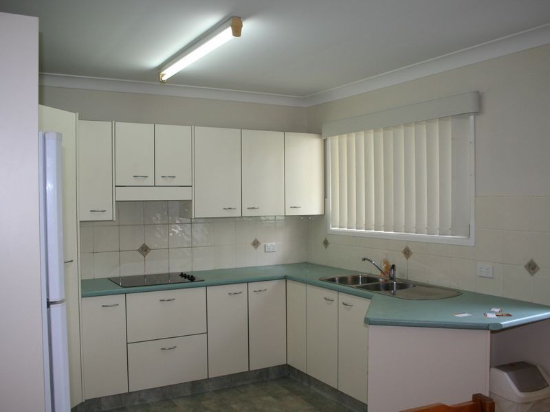 329 Redland Bay Road, Capalaba QLD 4157