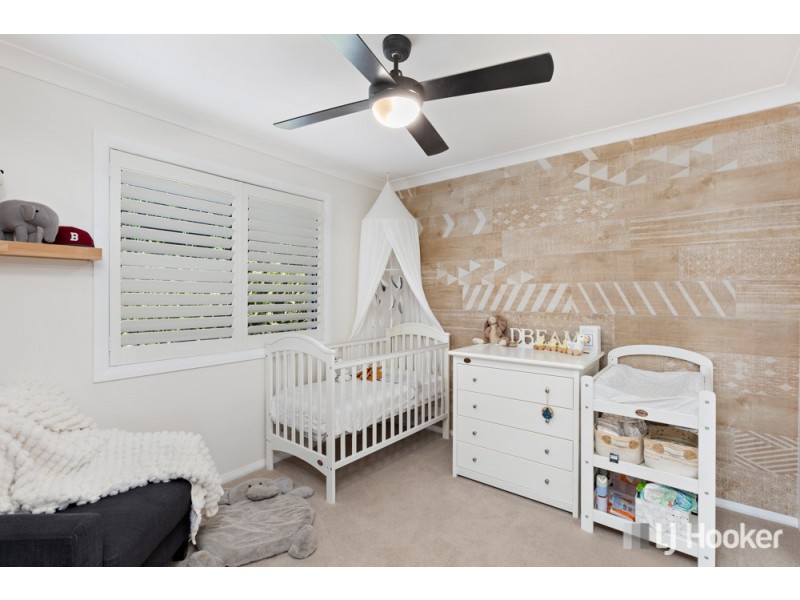 21 Manor Drive, Wellington Point QLD 4160