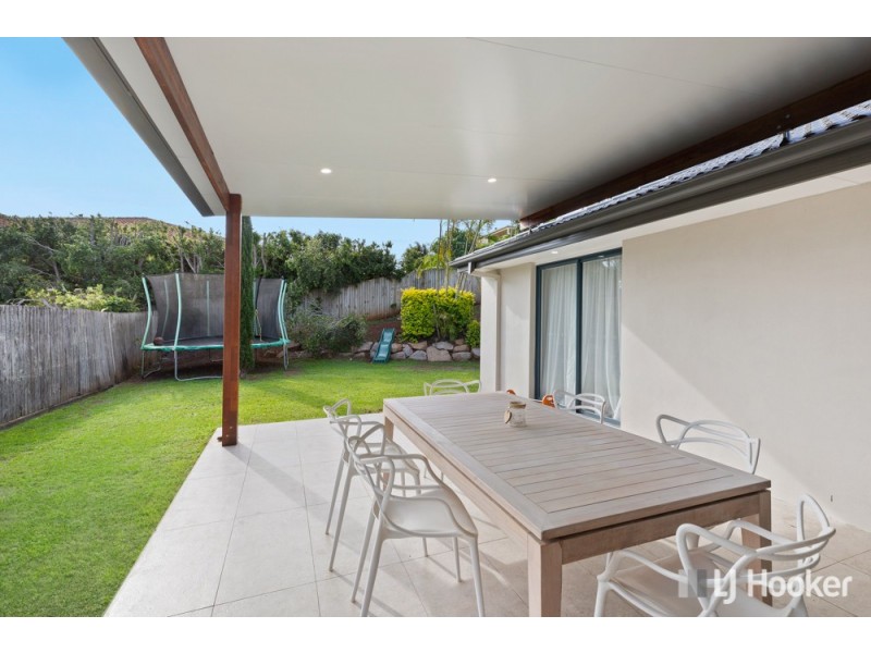 21 Manor Drive, Wellington Point QLD 4160