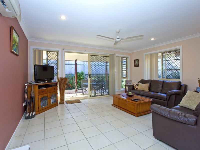 3 Tom Place (Merle Court), Birkdale QLD 4159