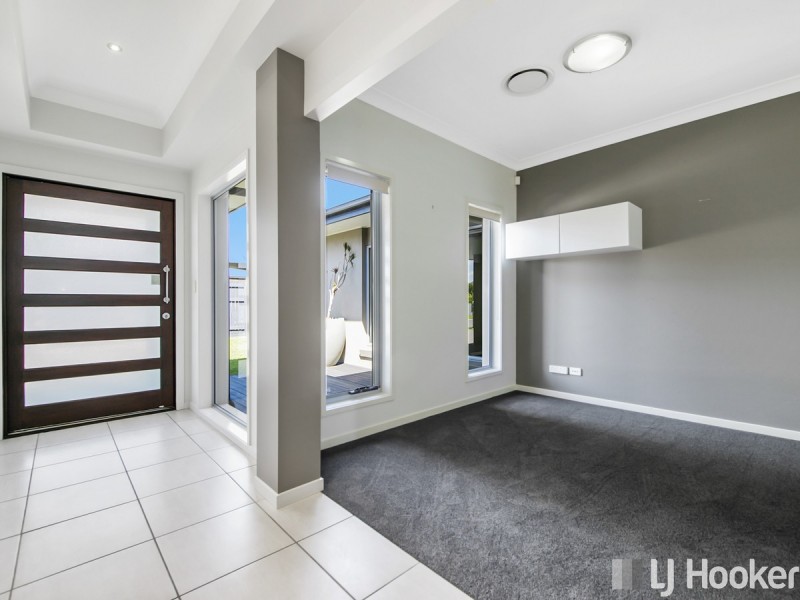 13 Aspen Place, Redland Bay QLD 4165