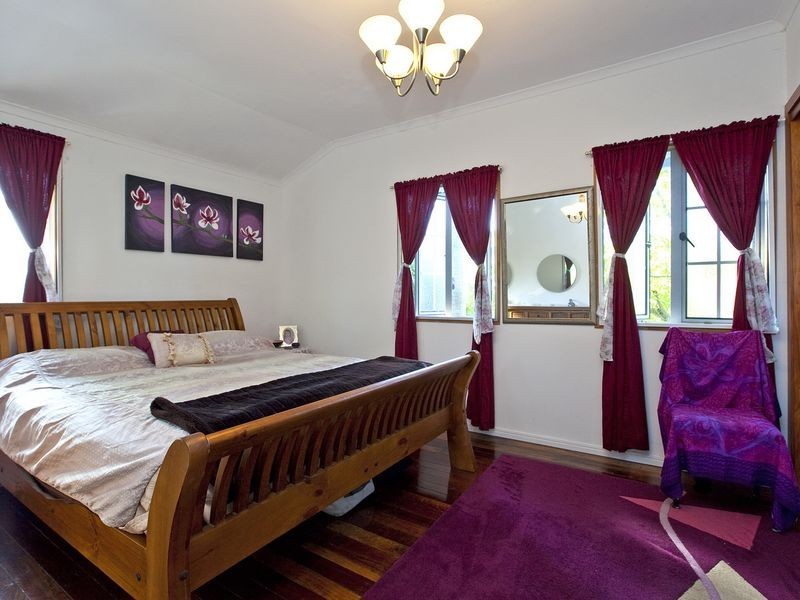 18 Starkey Street, Wellington Point QLD 4160