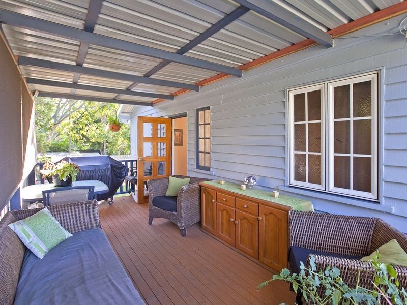 18 Starkey Street, Wellington Point QLD 4160