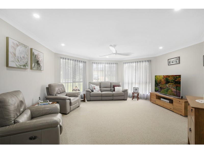 8 Carolena Street, Cleveland QLD 4163