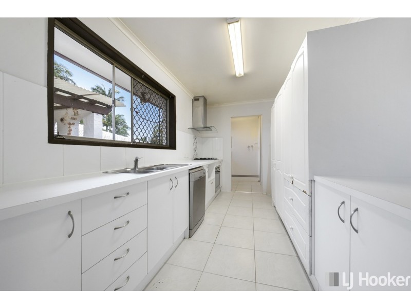 1 Raymond Street, Birkdale QLD 4159