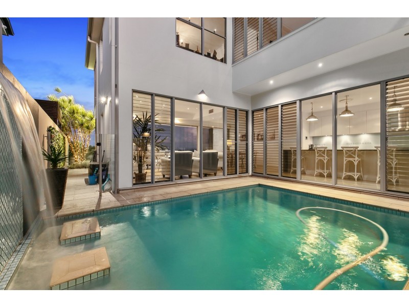 171 Shore Street North, Cleveland QLD 4163