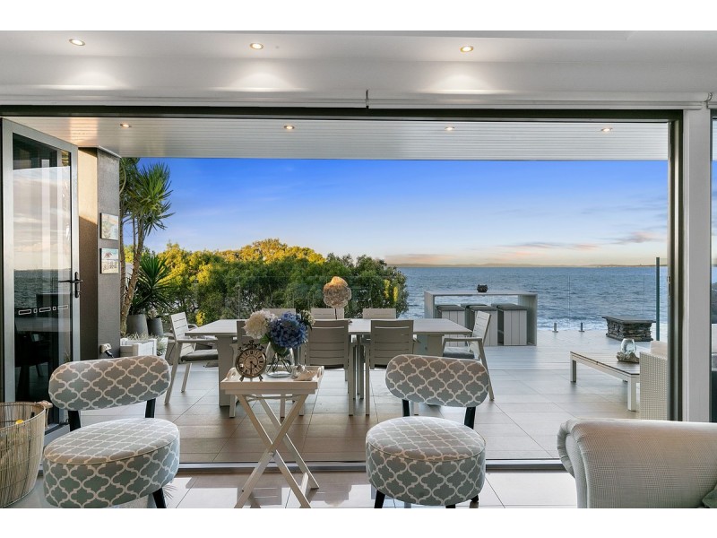 171 Shore Street North, Cleveland QLD 4163