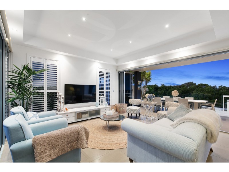 171 Shore Street North, Cleveland QLD 4163