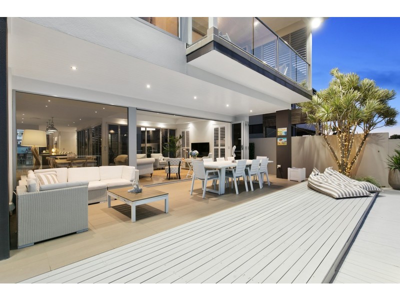 171 Shore Street North, Cleveland QLD 4163