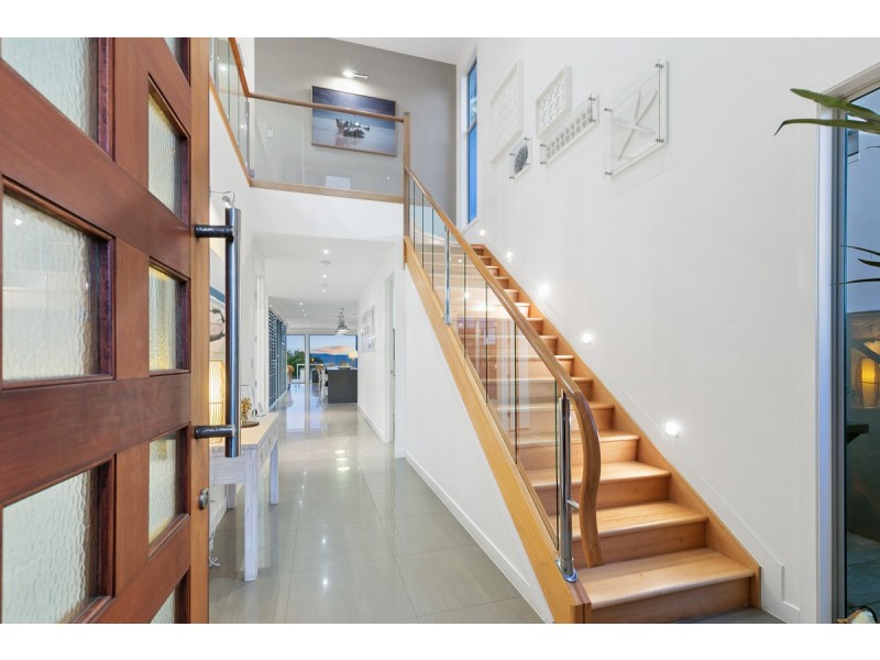 171 Shore Street North, Cleveland QLD 4163