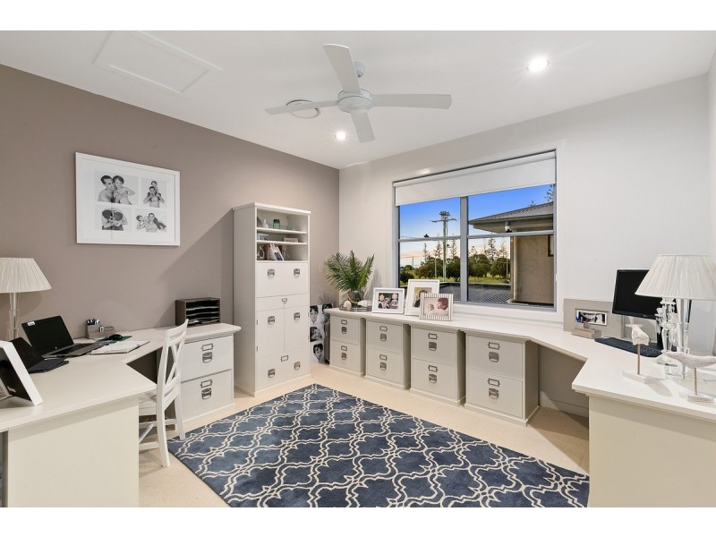 171 Shore Street North, Cleveland QLD 4163