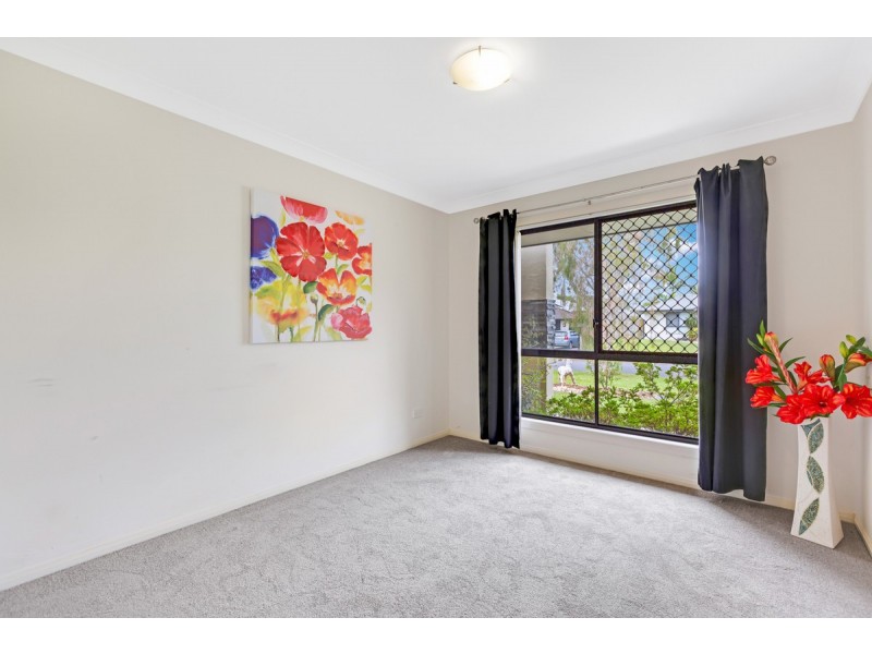 7 Poynter Street, Redland Bay QLD 4165