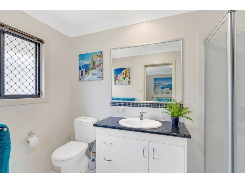 7 Poynter Street, Redland Bay QLD 4165