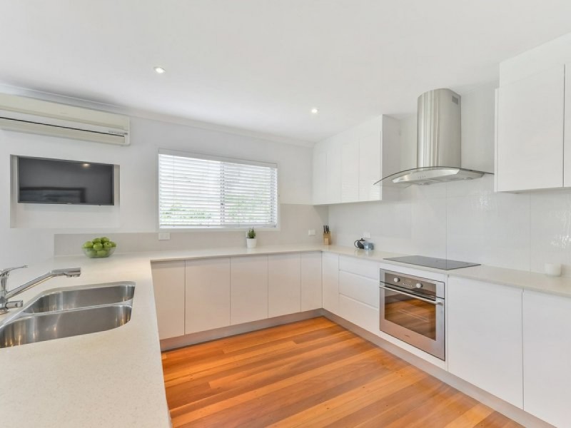 35 Bates Drive, Birkdale QLD 4159