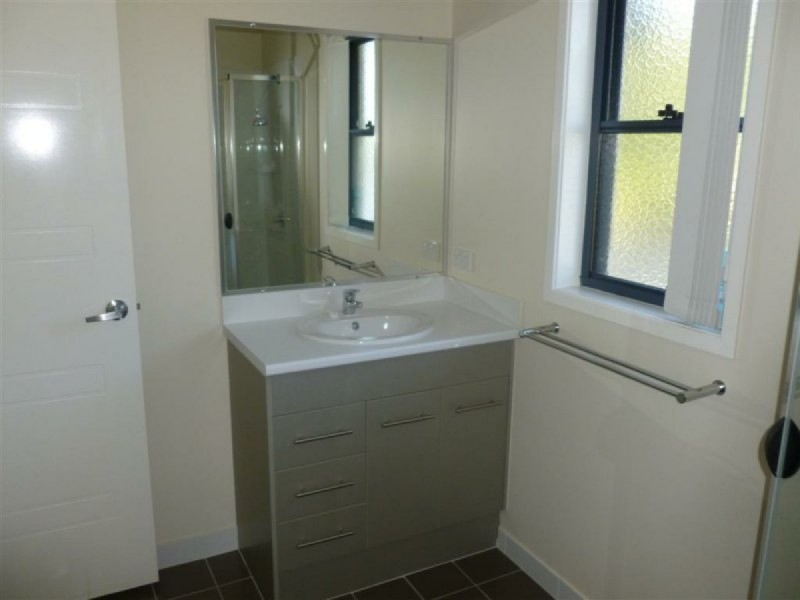 2/8-20 Bailey Road, Birkdale QLD 4159