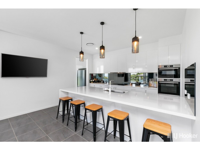 73 Waterville Drive, Thornlands QLD 4164