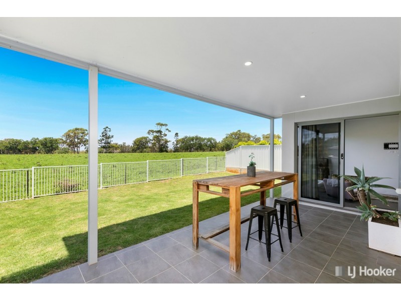 73 Waterville Drive, Thornlands QLD 4164