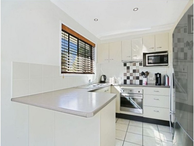 37 Werong Crescent, Cleveland QLD 4163