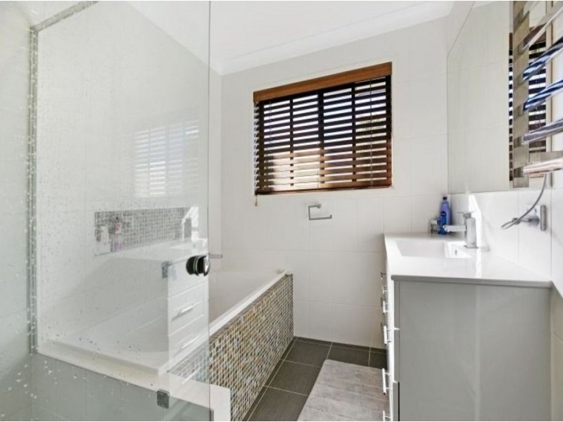 37 Werong Crescent, Cleveland QLD 4163